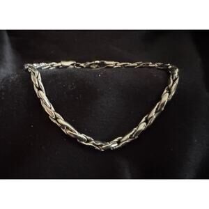 Vintage Silver Tone Link Bracelet 8” Textured Chain Clasp Closure Retro B064
